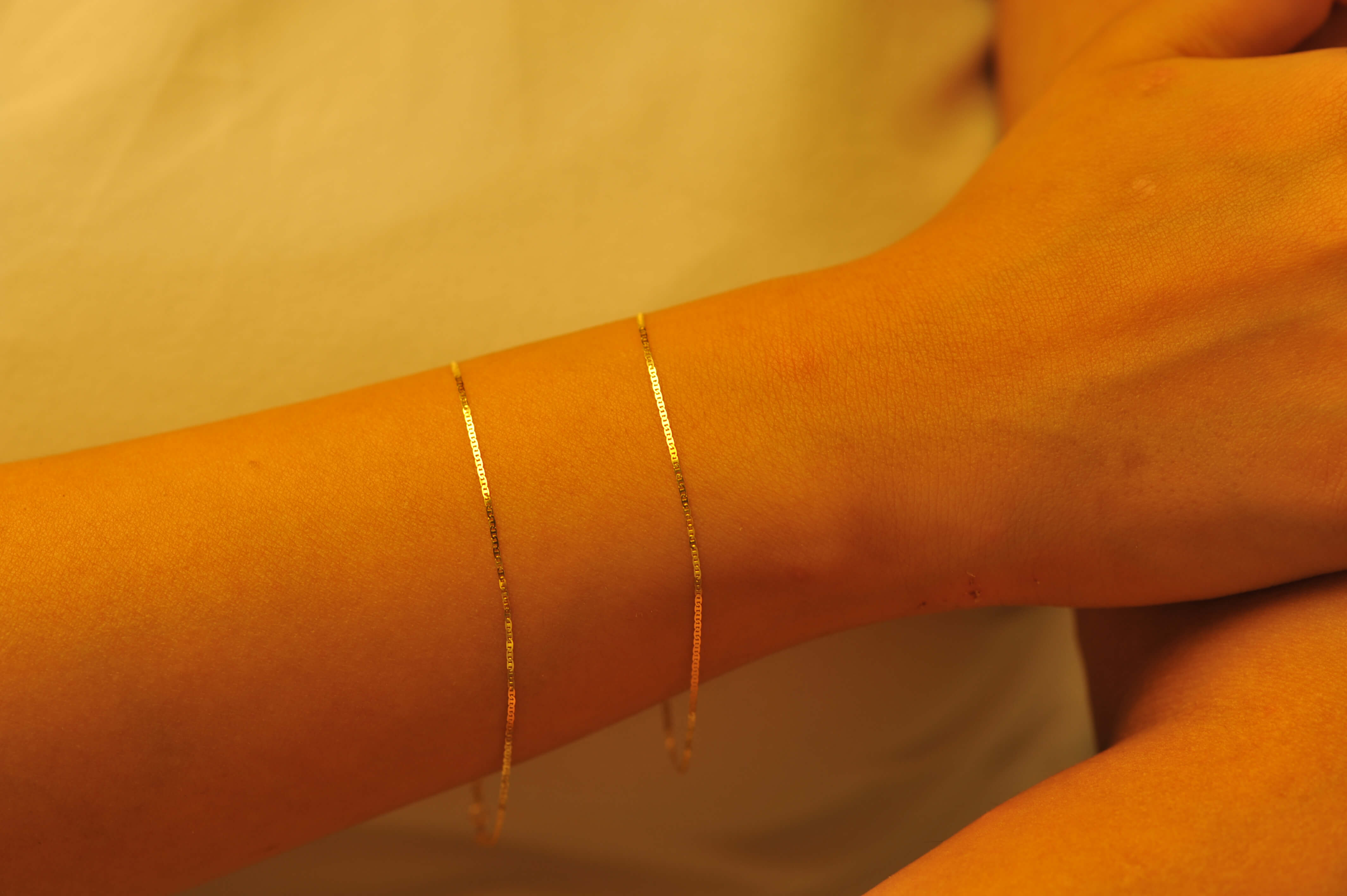 14K Solid Gold 1 mm Herringbone Bracelet